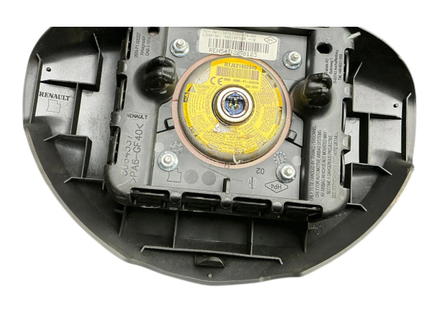 Руль Dacia Sandero - года 307639999N54AH, 484006407R