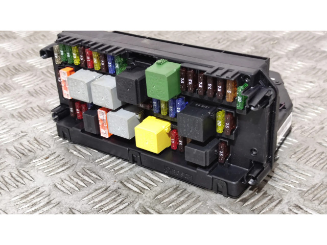 Pojistková skříňka A2129006112 Mercedes-Benz CLS C218 X218 2012