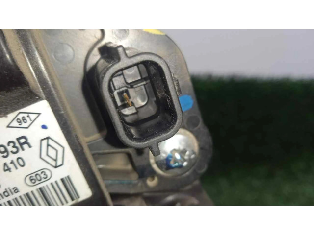 Генератор 90AH Dacia Sandero 0.9