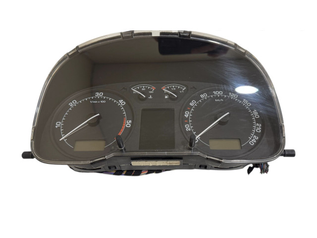 Панель приборов 1U0920841J, 110080148015 Skoda Octavia Mk2 (1Z)