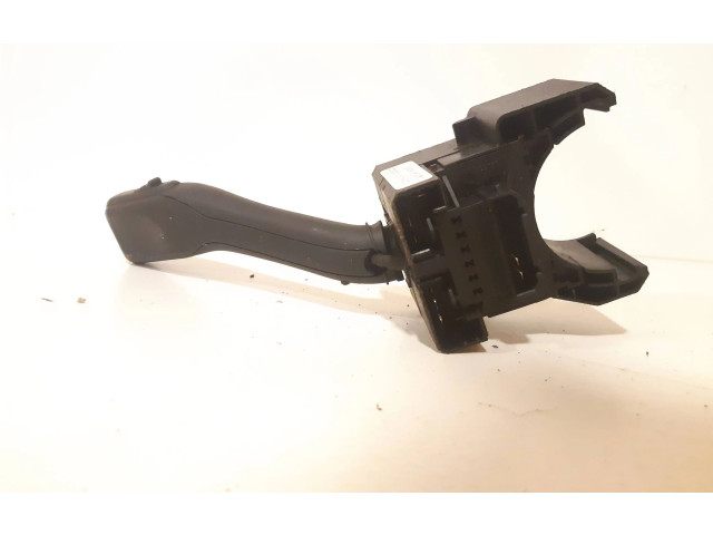 Ручка стеклоочистителей 4B0953503E Volkswagen Golf IV