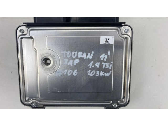 Блок управления двигателя 03C906027DA   Volkswagen Touran II