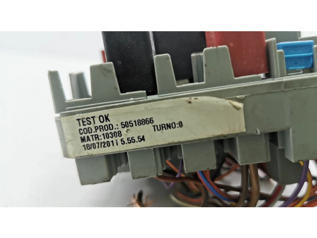 Блок предохранителей 51867697 Alfa Romeo Giulietta