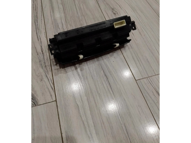 Дисплей 94101-1P020 KIA Venga