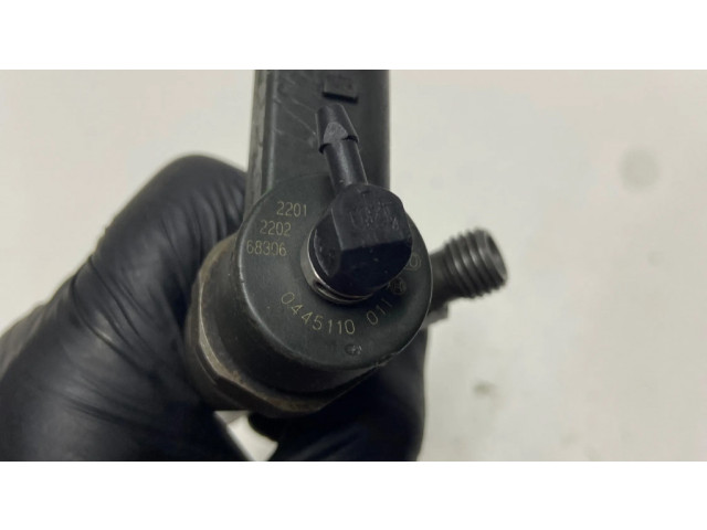 Vstřikovač 0445110011   Mercedes-Benz C W203  pro naftový motor 2.2  