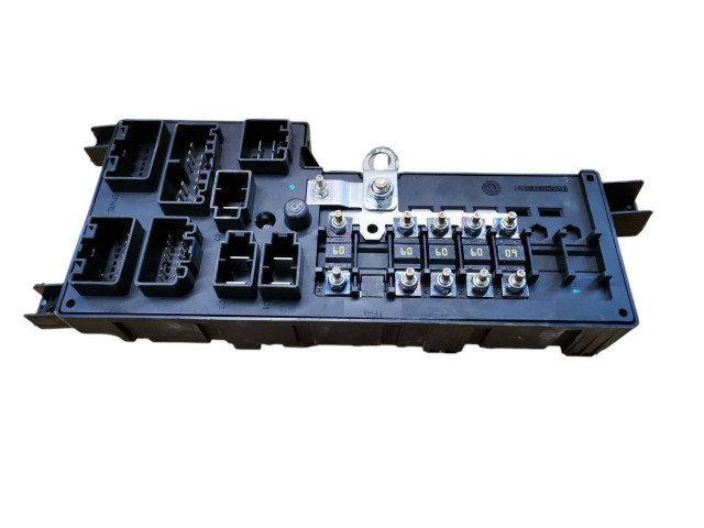 Блок предохранителей 8637841, 518717004 Volvo S60