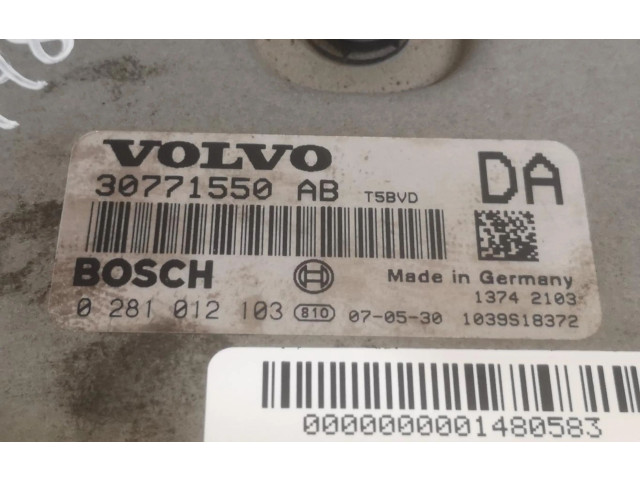 Блок управления двигателем Блок управления SLV30771550   Volvo XC90
