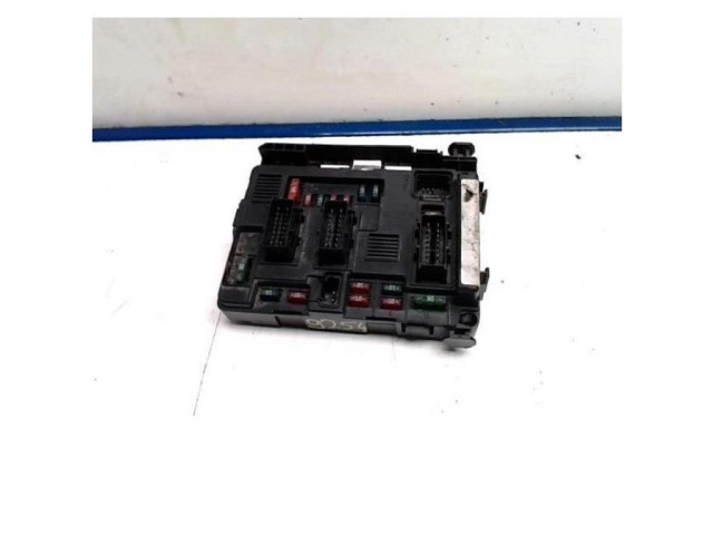 Блок предохранителей Citroen C2