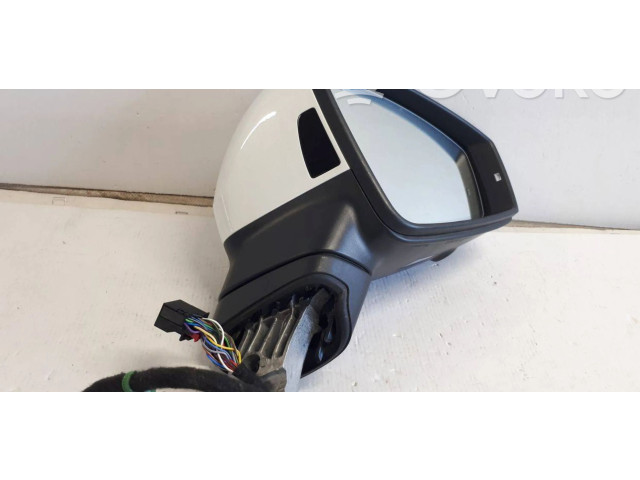 Zpětné zrcátko Volkswagen Touareg III 2018