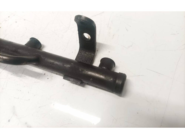 Магистральная трубка топлива    Chrysler Stratus