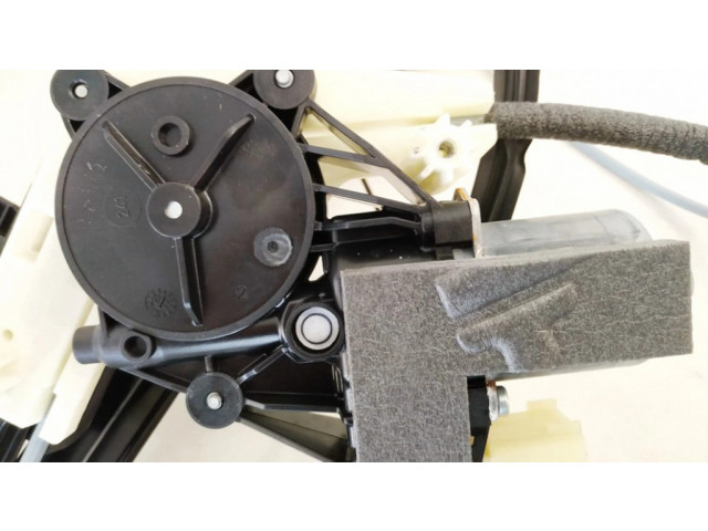 Передний двигатель механизма для подъема окон