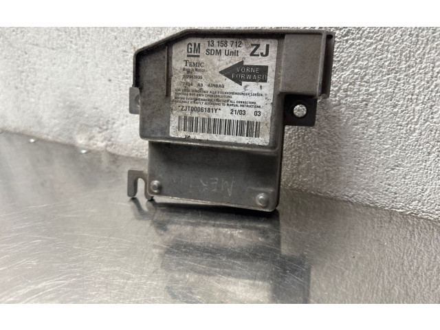 Блок подушек безопасности 13158712, 347963935   Opel Meriva A