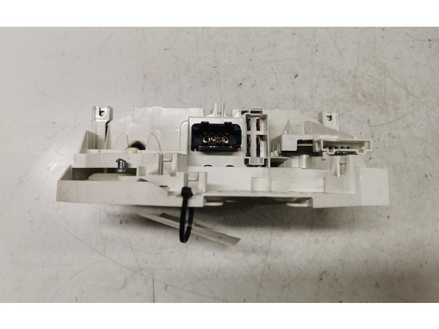 Блок управления климат-контролем 3U0820045A, 90151216   Skoda Superb B5 (3U)