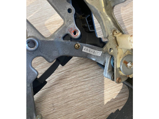 Volant Mitsubishi Pajero 2002 484J13