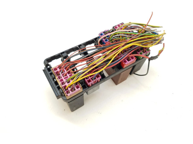   Pojistková skříňka 4A09077440, 4A09077440   Audi A8 S8 D2 4D 1998