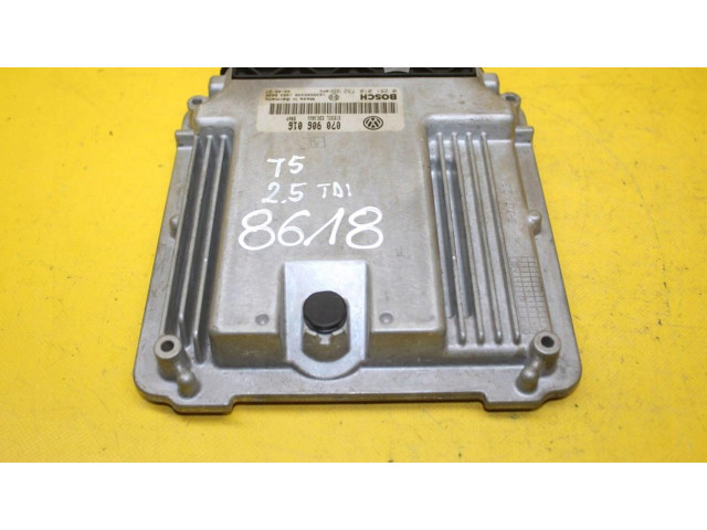 Řídící jednotka Volkswagen Multivan T5 2009