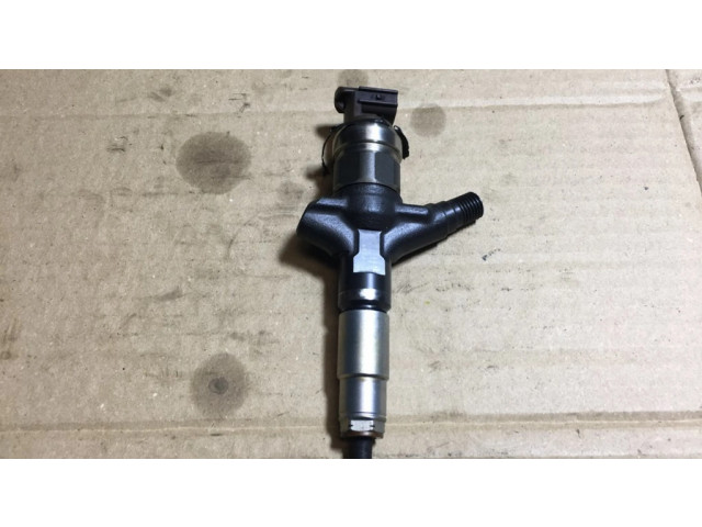 Vstřikovač 16613AA020 Subaru Impreza III pro naftový motor 2.0