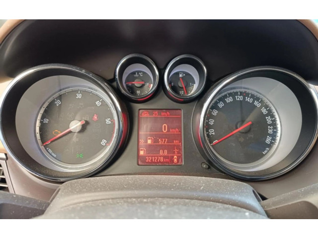 Přístrojová deska Opel Zafira C 2012