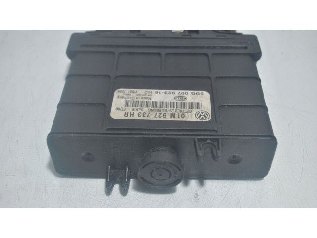 Блок управления коробкой передач 01M927733HR   Skoda Octavia Mk2 (1Z)