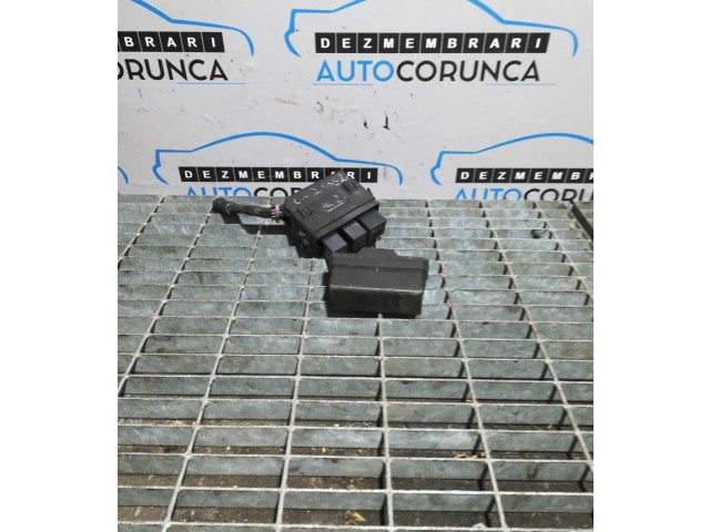 Блок предохранителей Citroen C-Crosser