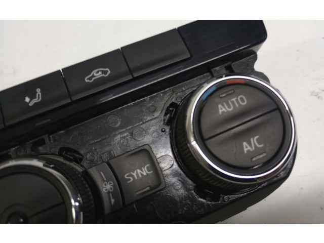 Блок управления климат-контролем 5E0907044AB Skoda Octavia Mk3 (5E)