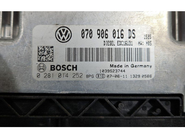 Řídící jednotka 070906016DS, IMPRK1422120 Volkswagen Transporter - Caravelle T5 2007