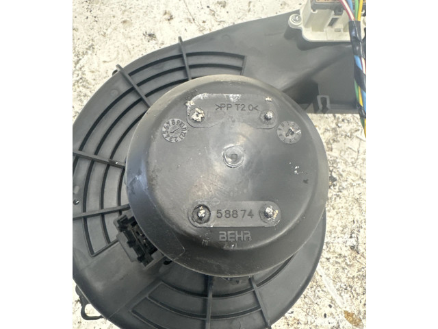 Вентилятор печки       Opel Meriva A