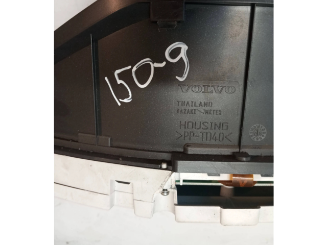 Панель приборов 36002775, 30733375   Volvo C30       