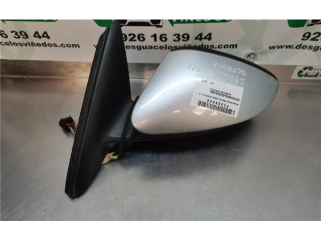 Зеркало электрическое Skoda Octavia Mk3 (5E) 2013 - 2019 года