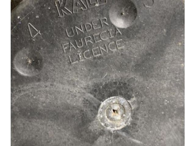 Вентилятор радиатора     7701068310    Renault Clio III 