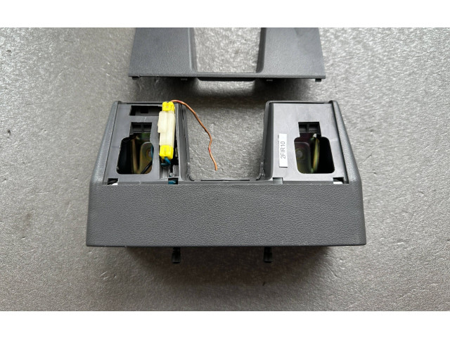 Přístrojová deska Nissan Patrol Y60 1989 2492003J00