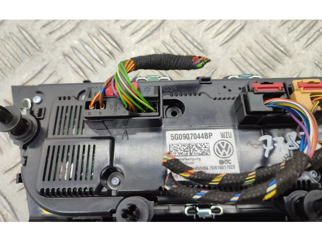 Блок управления климат-контролем 5G0907044BP, 3G1863042   Volkswagen PASSAT B8