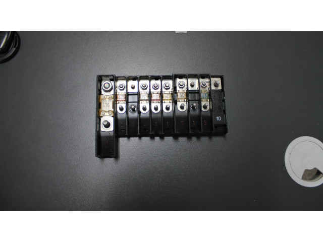 Блок предохранителей 7H6970187FF   Volkswagen Transporter - Caravelle T5    