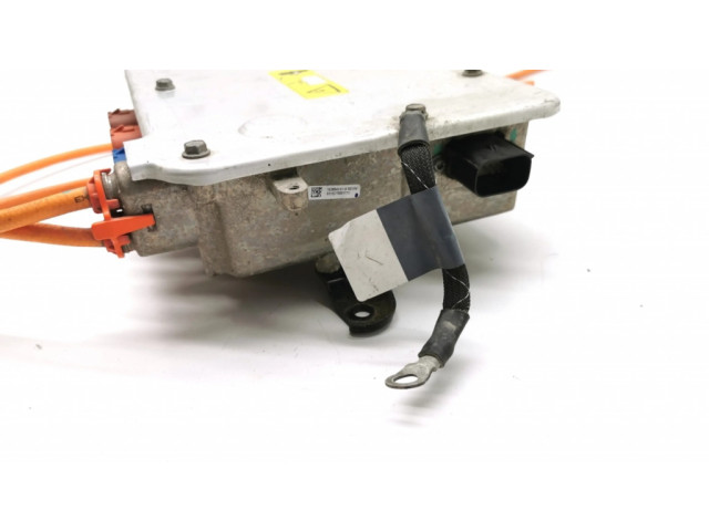 Преобразователь напряжения