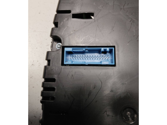 Přístrojová deska Volkswagen Transporter - Caravelle T5 2011 7E0920870C, VDD02403