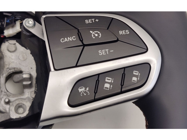 Volant Chrysler Pacifica 2017 5UZ541X9AF