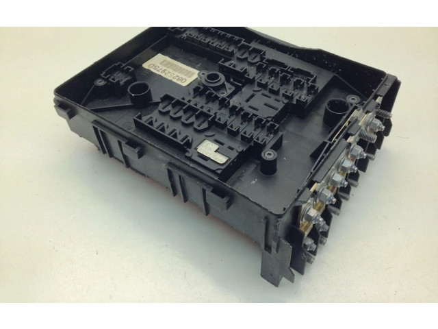 Блок предохранителей 1K0937125A Volkswagen Golf Plus