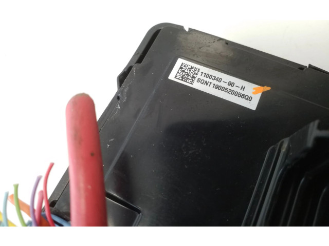 Блок комфорта 110034090H Tesla Model 3