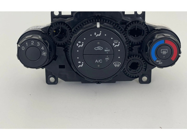 Блок управления климат-контролем    Ford Fiesta