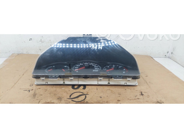 Přístrojová deska  Mazda MPV 2002   