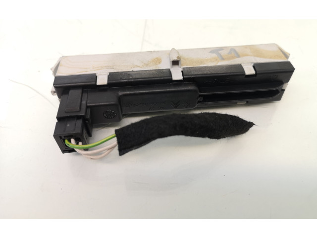 Дисплей    9665103980   Peugeot 207