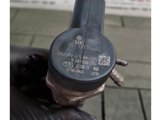 Топливная рампа Audi A7 S7 4G