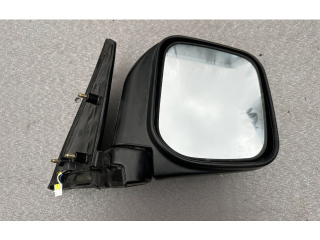 Zpětné zrcátko Mitsubishi Pajero 1995 MB696596