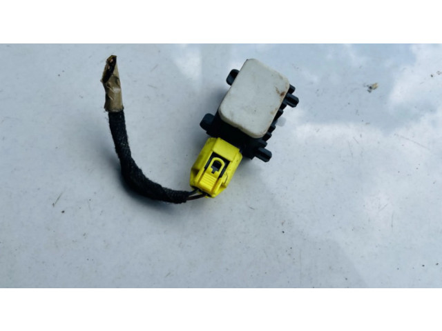 Датчик удара надувных подушек