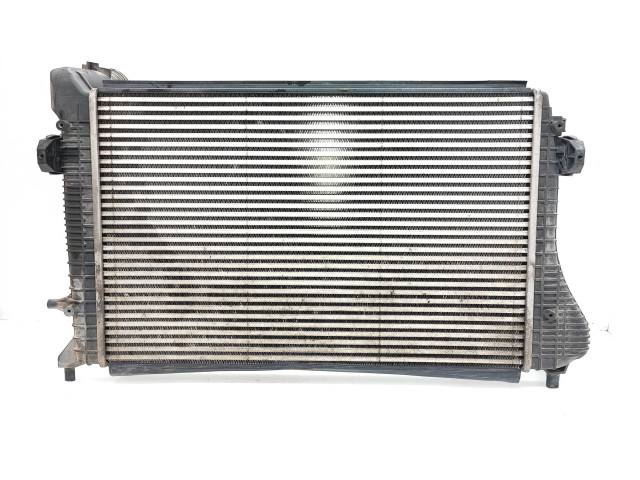 Интеркулер 1K0145803H Volkswagen Caddy