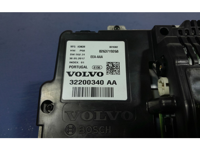 Přístrojová deska Volvo S90, V90 2017 32200340, 32200340