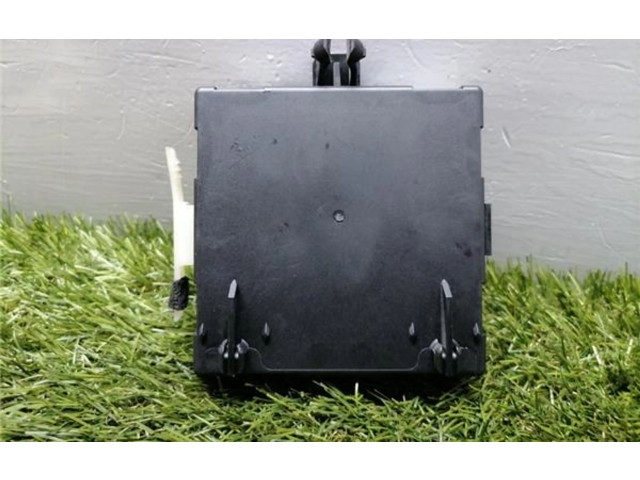 Zámek zadních dveří A2129006418, A2129011505 Mercedes-Benz C W204 2013