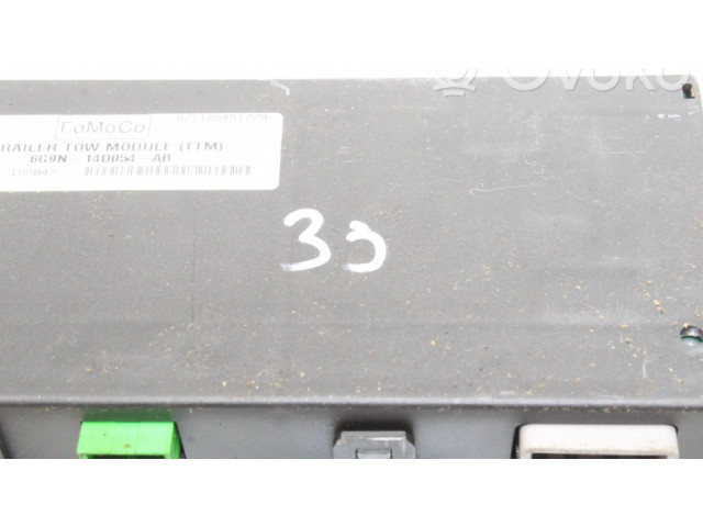 Блок управления крюка для прицепа