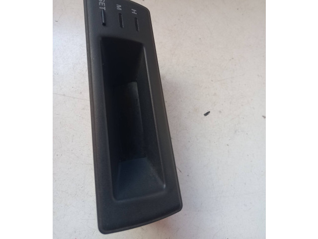 Дисплей MB652360, MB521560 Mitsubishi Space Runner