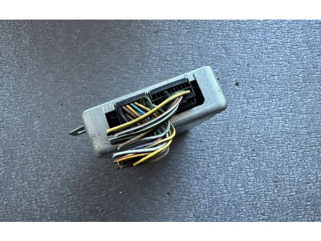 Řídící jednotka 11069-C9600, 23710-C9700 Nissan Patrol 260 1993